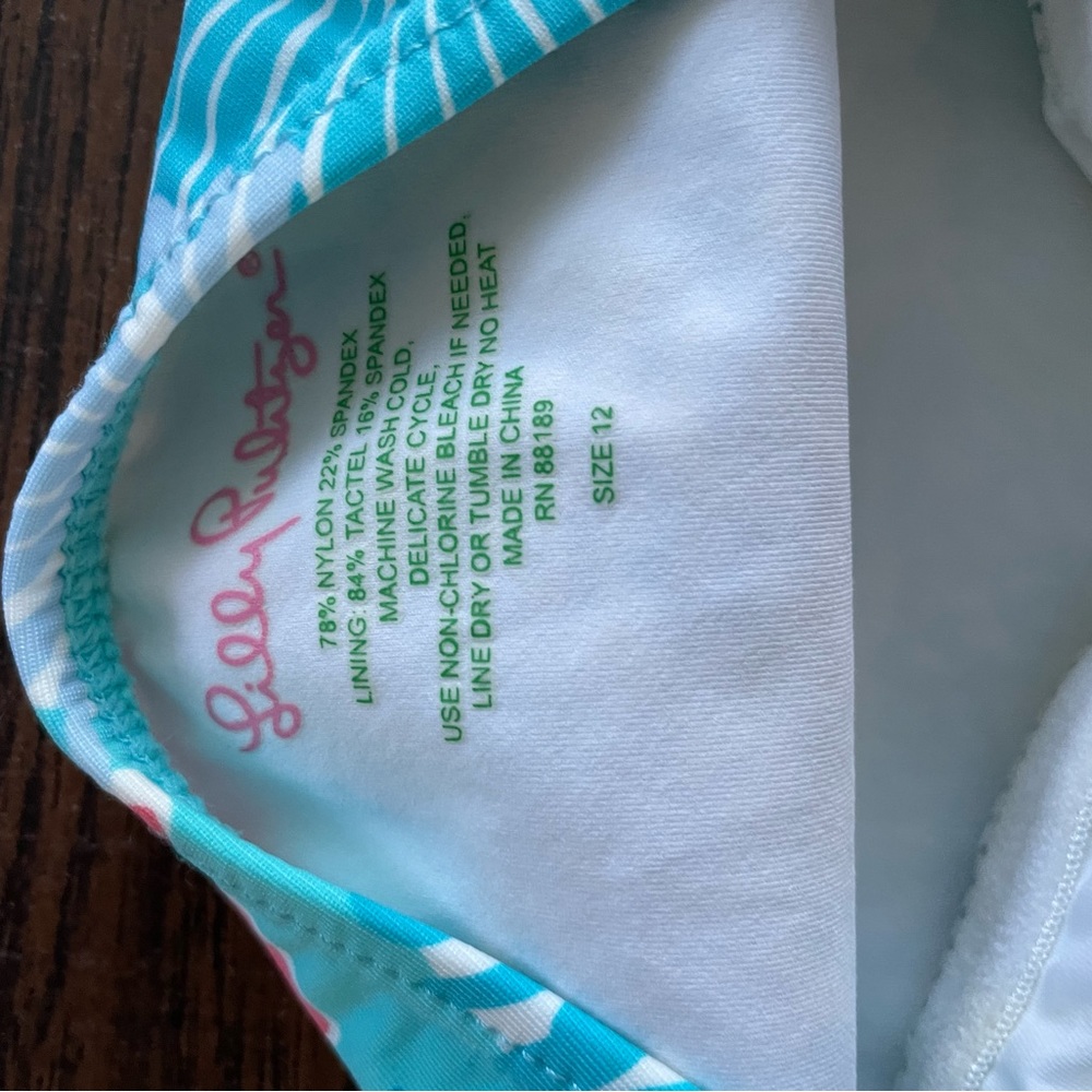Lilly Pulitzer one piece swimsuit size 12 - Picture 2 of 2